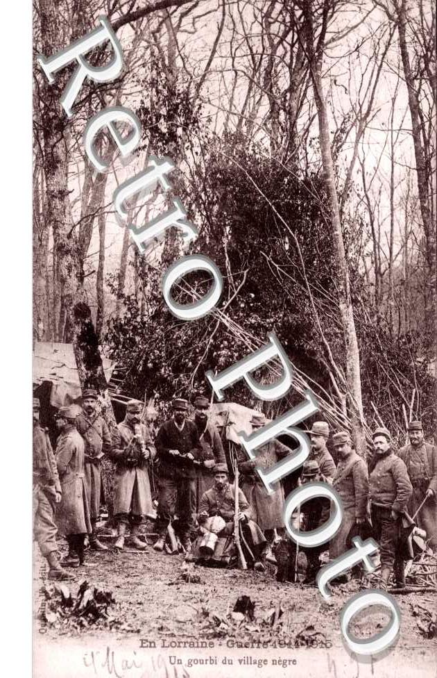 Guerre 1914-15 - un gourbi du village negre