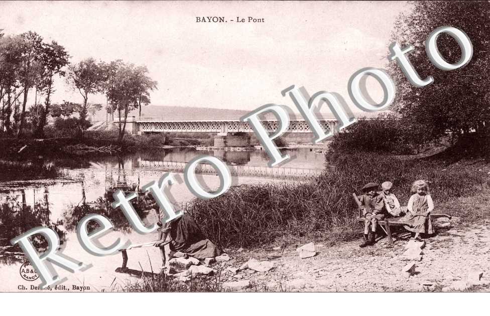 le pont (laveuse, enfants)