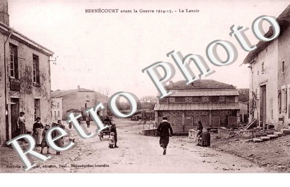 Avant la guerre 1914-1915. le lavoir