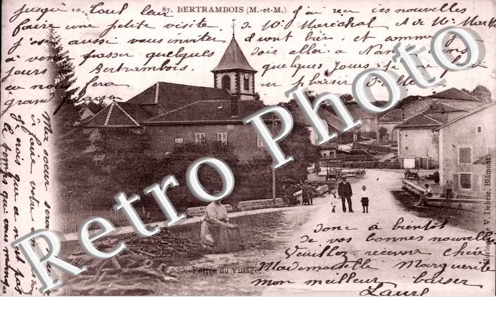 entree du village