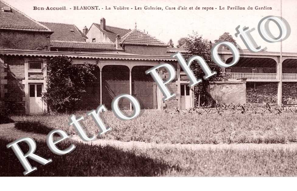 Bon Accueil, La Voliere, les Galeries, le Pavillon du Gardien