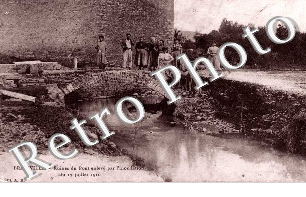 Ruines du pont enleve par l&#039;inondation de 17 juillet 1910