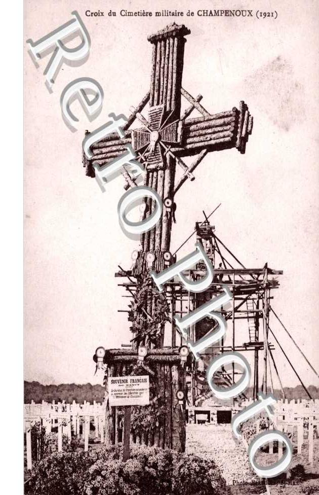 Croix du cimetiere militaire