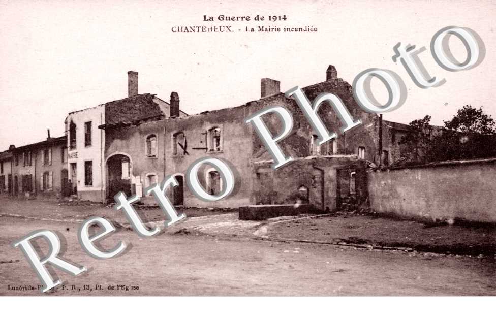 La mairie incendiee