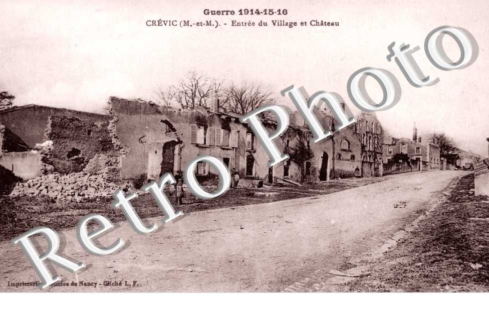 entree du village et Chateau