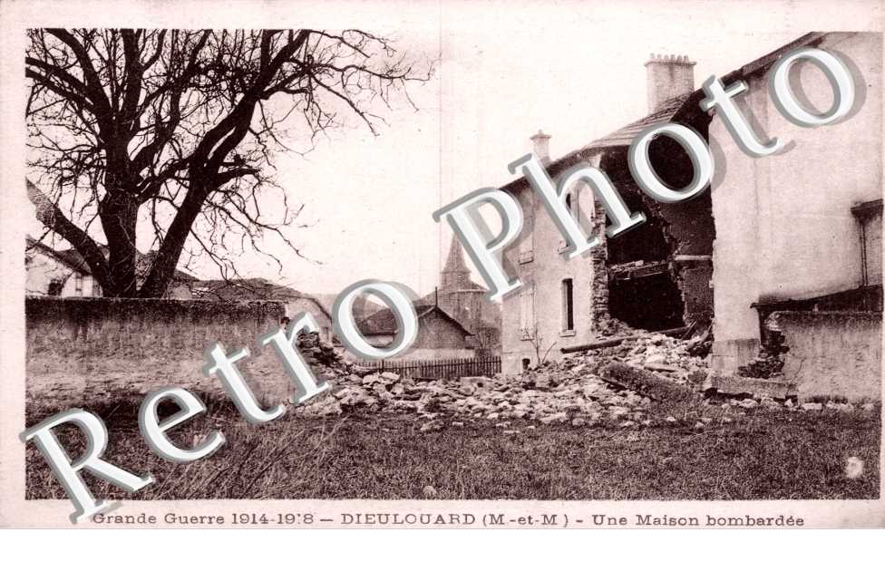 Une Maison bombardee