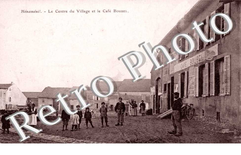 le centre du village et le cafe Boubel