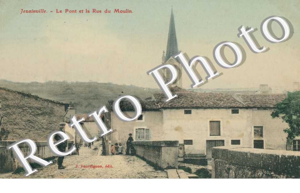 le pont et la rue du Moulin