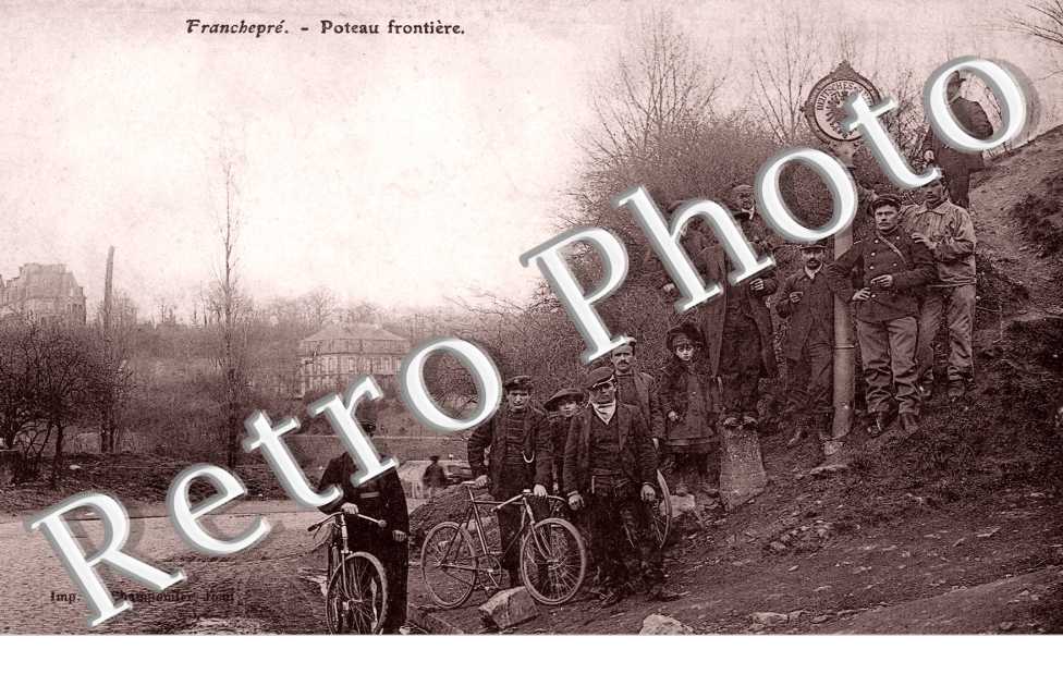 FRANCHEPRE  poteau frontiere