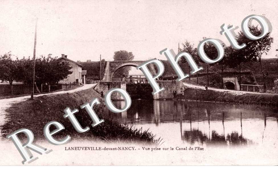 vue prise sur le canal de l&#039;est