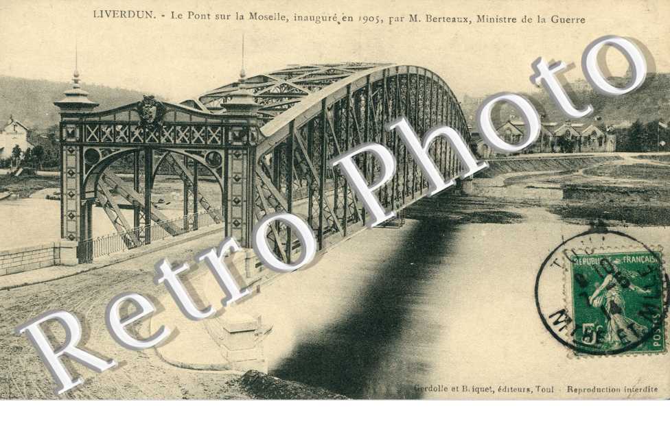 Le pont sur la Moselle