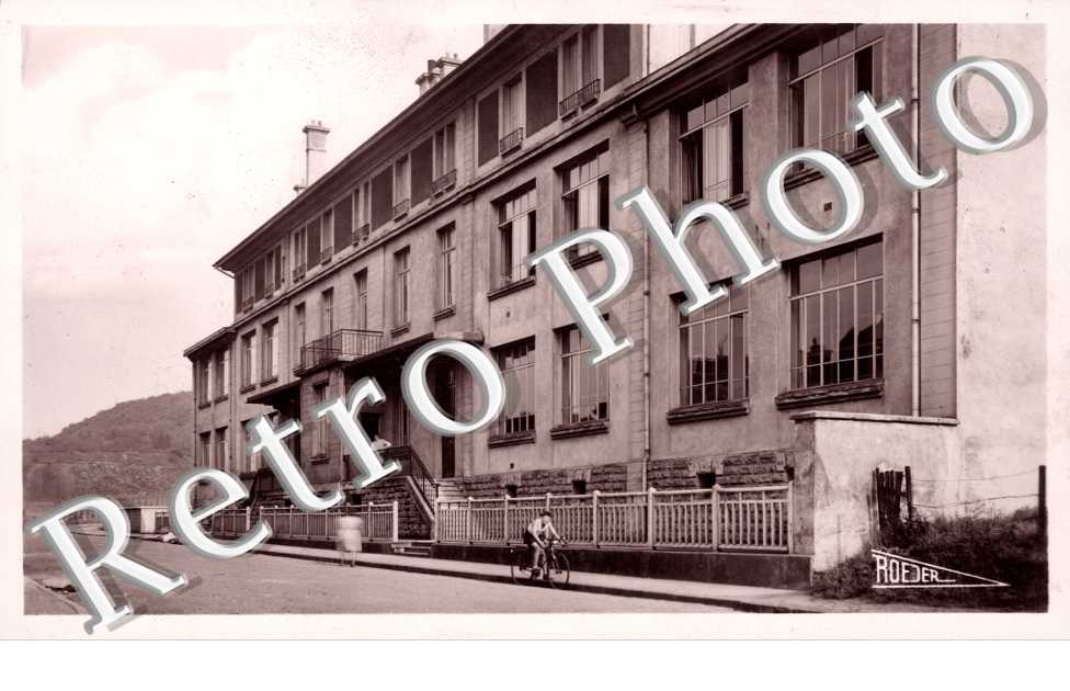 le groupe scolaire