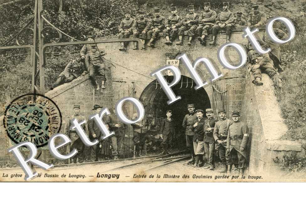 Greve dans le bassin de Longwy - entree de la Miniere de Coulmies gardee par la troupe