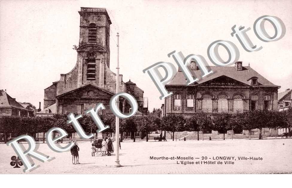 l'eglise et l'Hotel de Ville