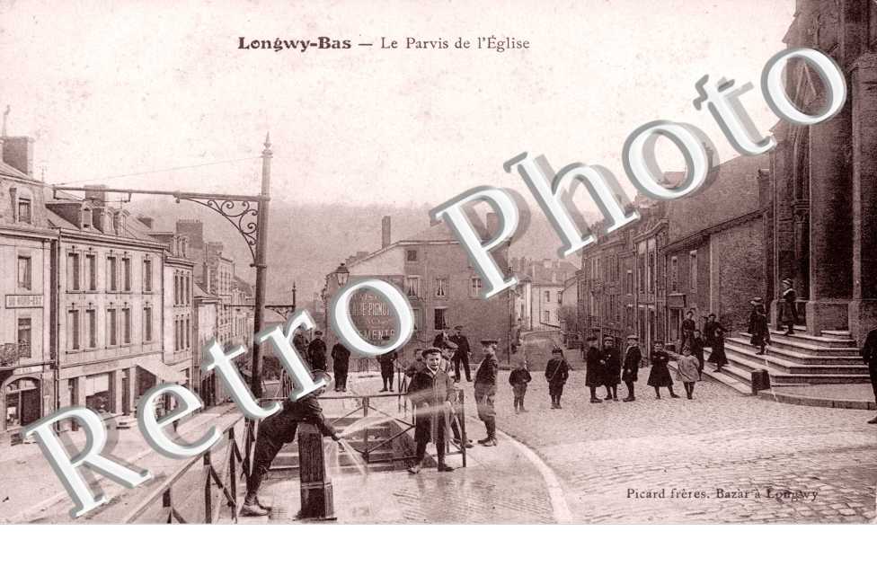 Le Parvis de l'Eglise