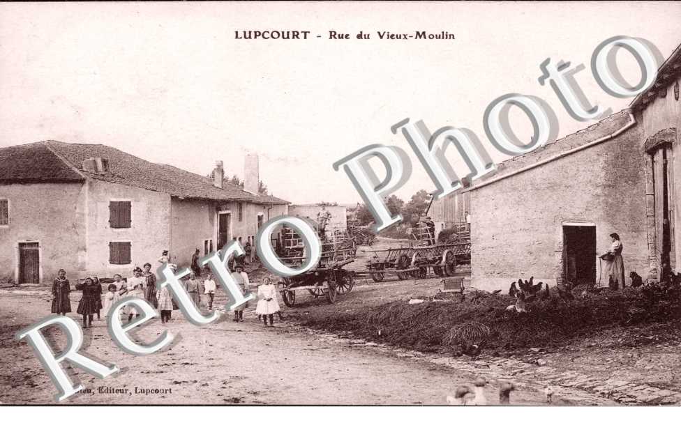 Rue du vieux moulin