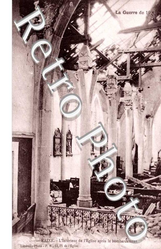 Interieur de l'eglise