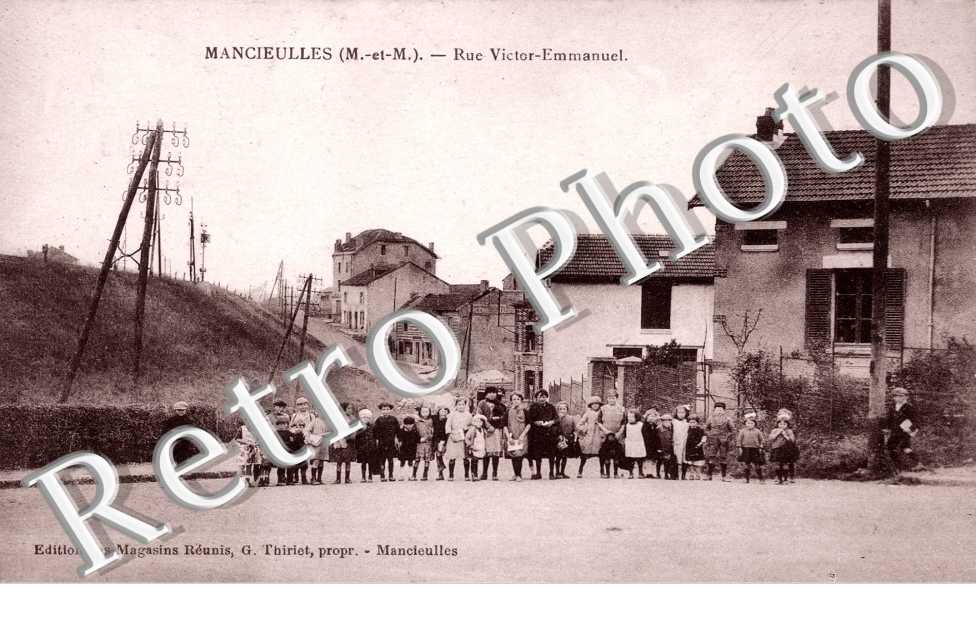 Rue Victor Emmanuel