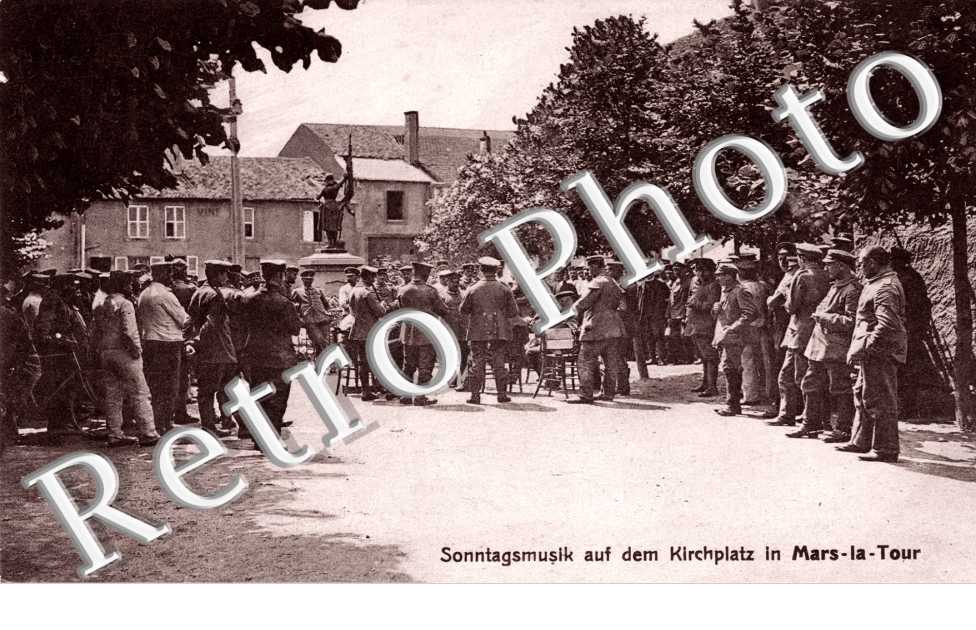 Sonntagsmusik auf dem kirchplatz ( la musique du Dimanchesur la place de l'eglise)