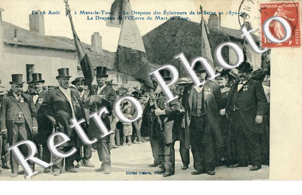le 16 aout, le drapeau des eclaireurs de la seine