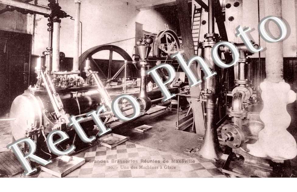 Grandes Brasseries reunies - une des machines a glace
