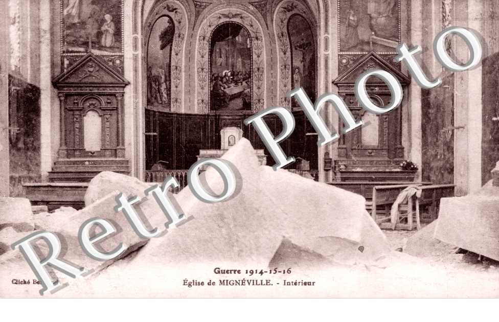 interieur de l'eglise