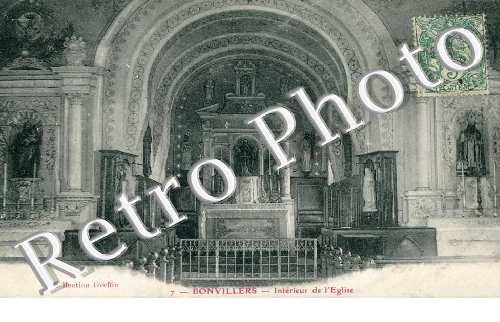 Interieur de l'eglise