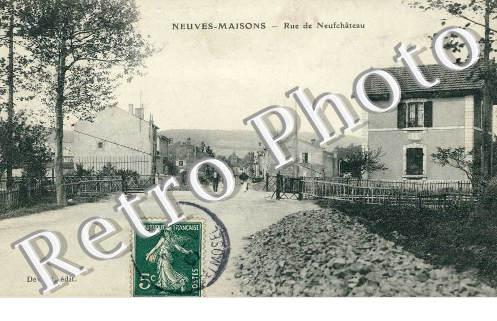 Rue de Neufchateau