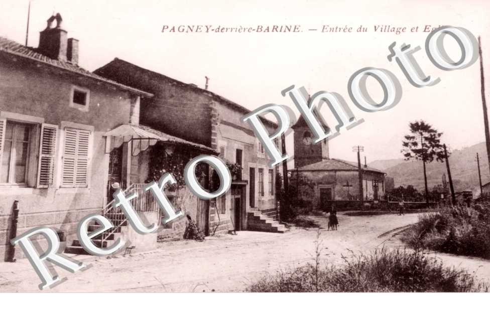 entree du village et eglise