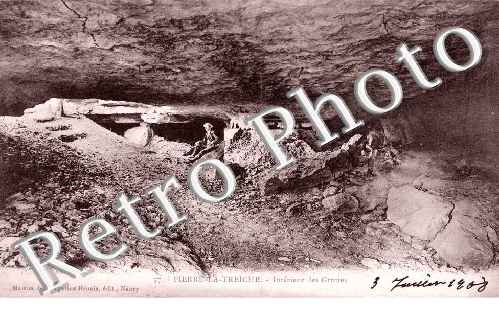 Interieur de la Grotte
