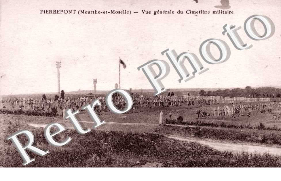 Vue generale du cimetiere militaire