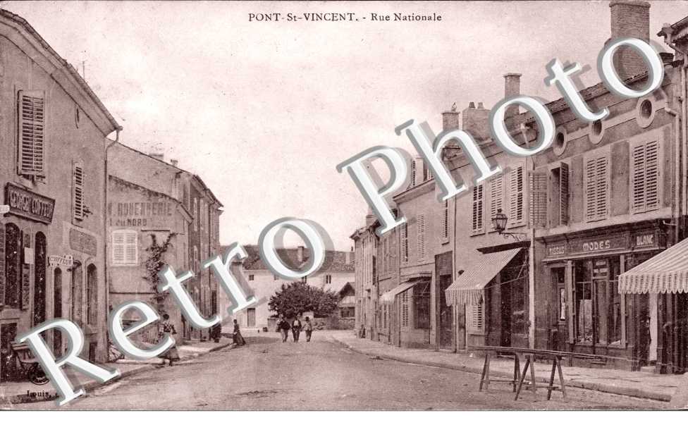 Rue Nationale.