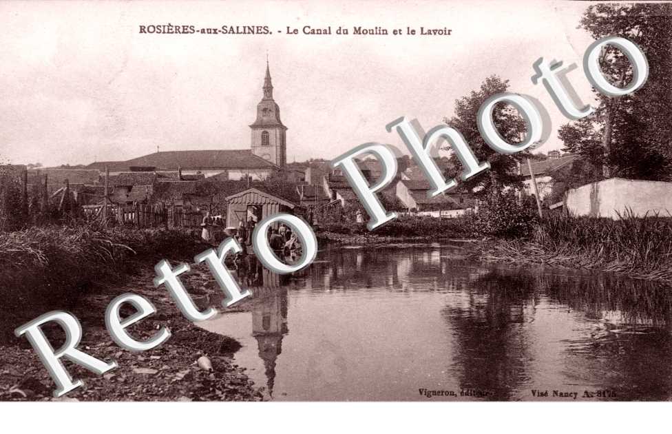Le Canal du Moulin et le Lavoir