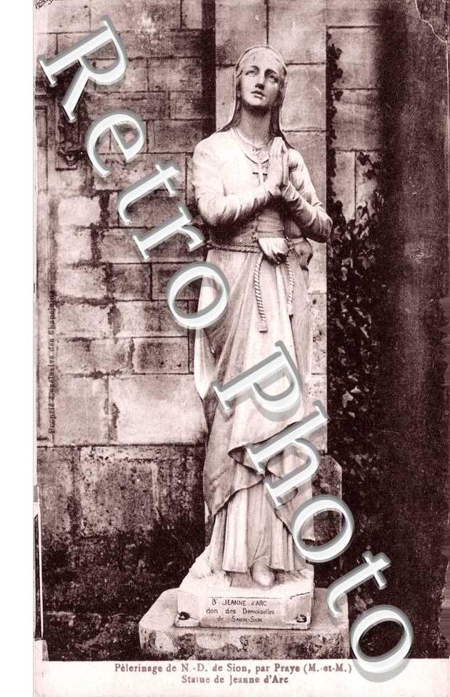 Statue de Jeanne d'Zrc