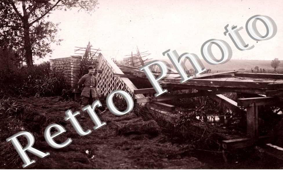 Pont détruit