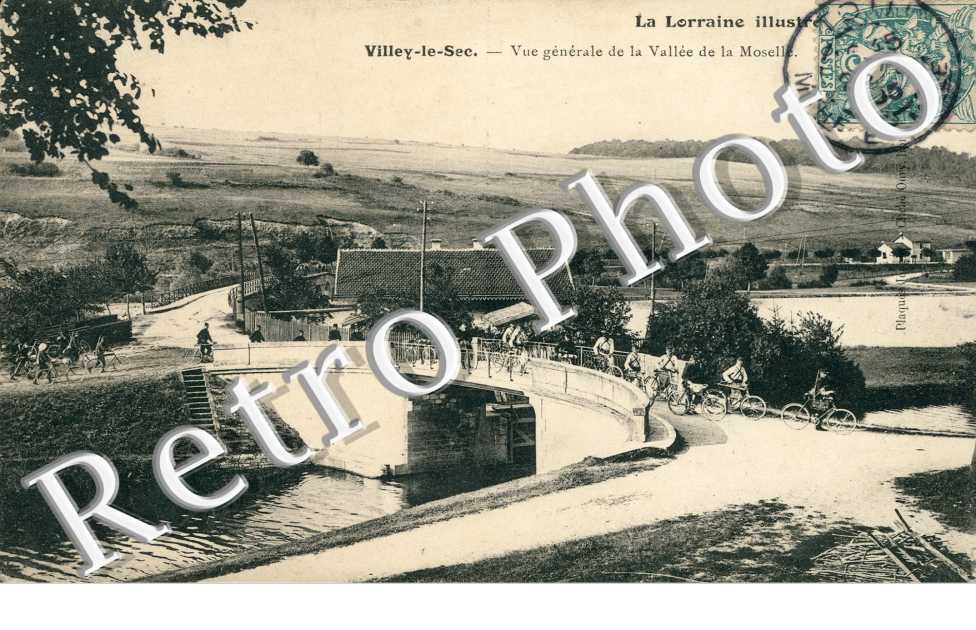 vue generale de la vallee de la Moselle