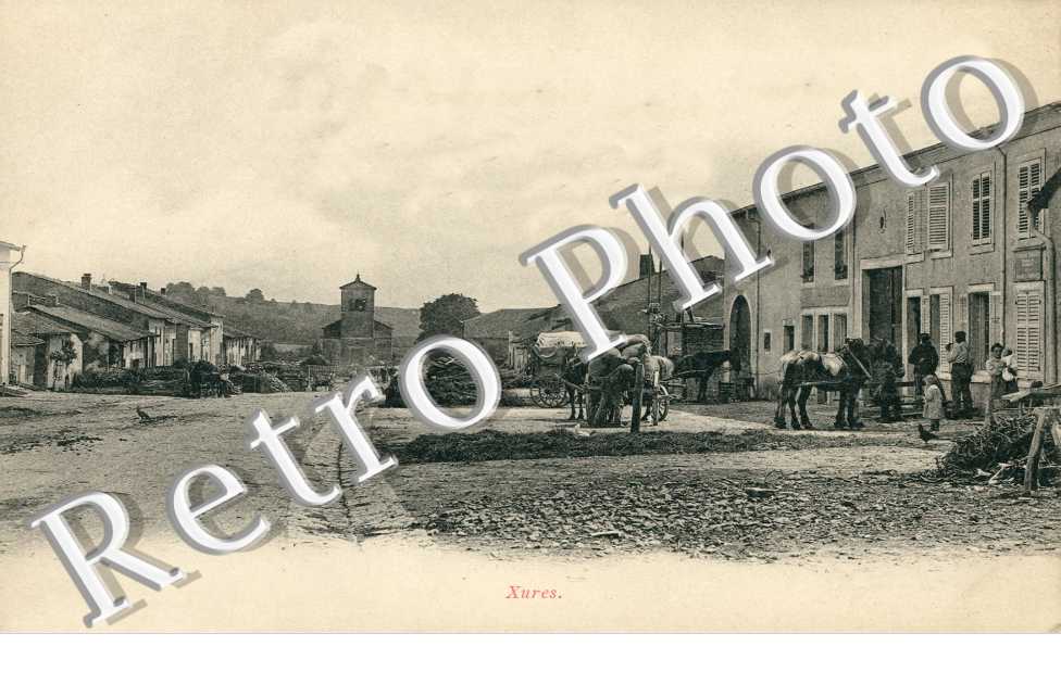 Une rue Vers l'Eglise