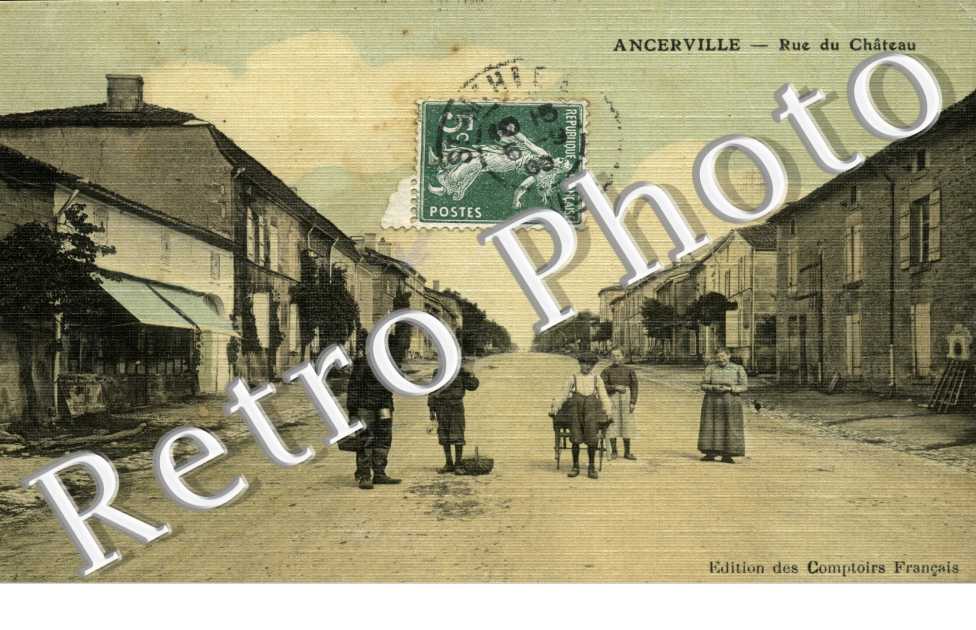 Rue du chateau - Edition des Comptoirs Francais (carte toilee couleur)