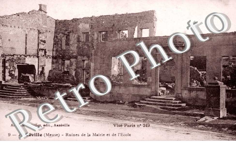 Ruines de la mairie et de l'ecole