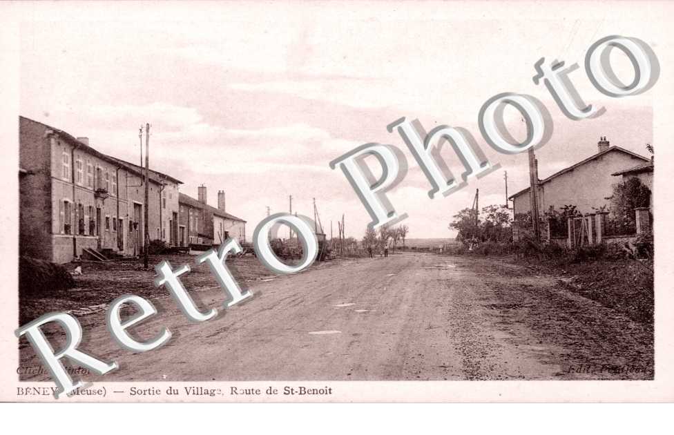 sortie du village - route de St-Benoit