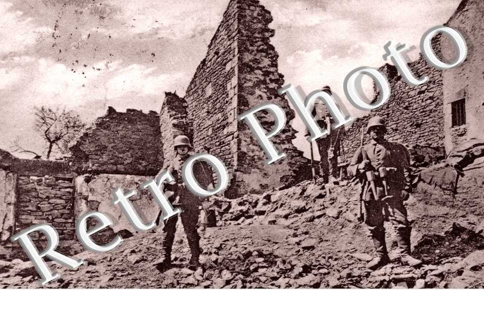 (ruines + militaires)