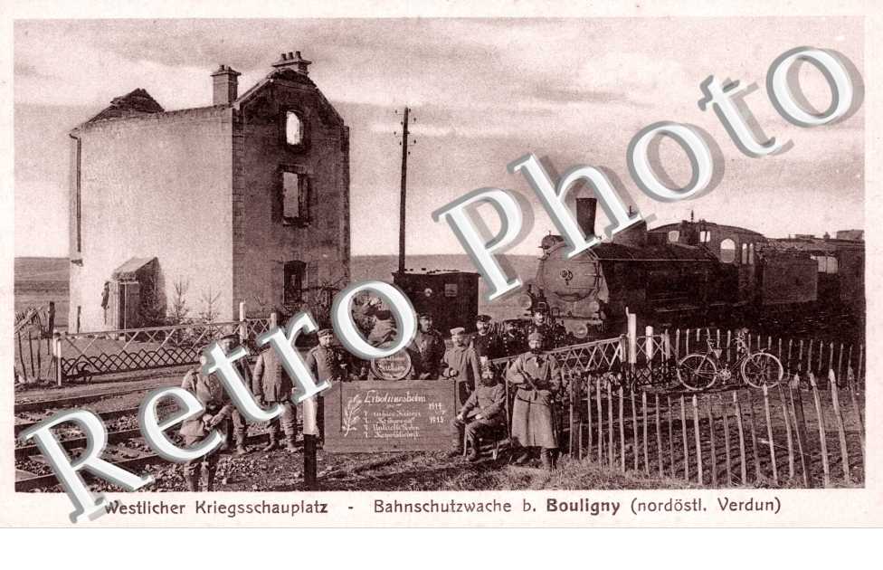 Westlicher Kriegsschauplatz - Bahnschutzwache - locomotive
