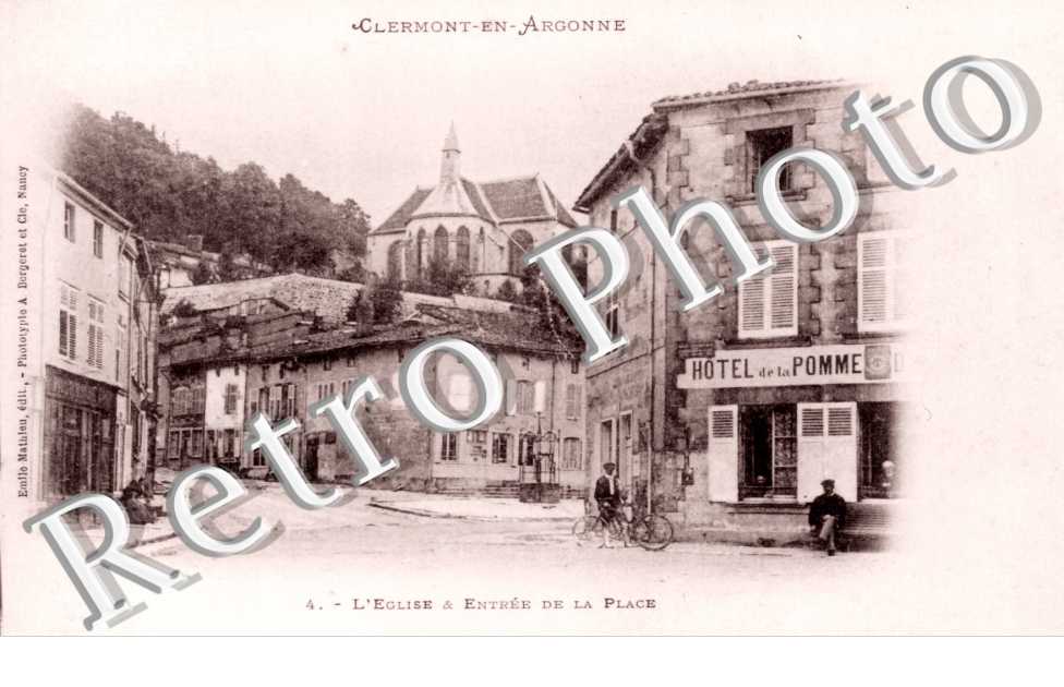 l'eglise et entree de la place