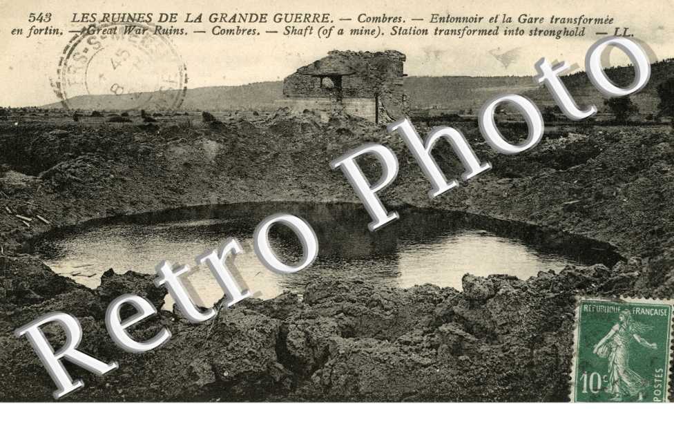 Entonnoir et la gare tranformee en fortin- ruines de la grande guerre