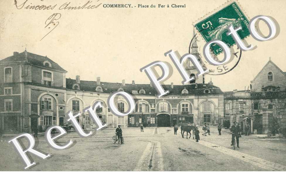 Place du fer a Cheval