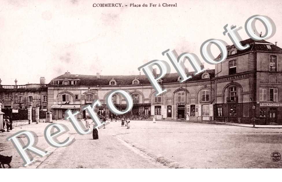 Place du fer-a-cheval