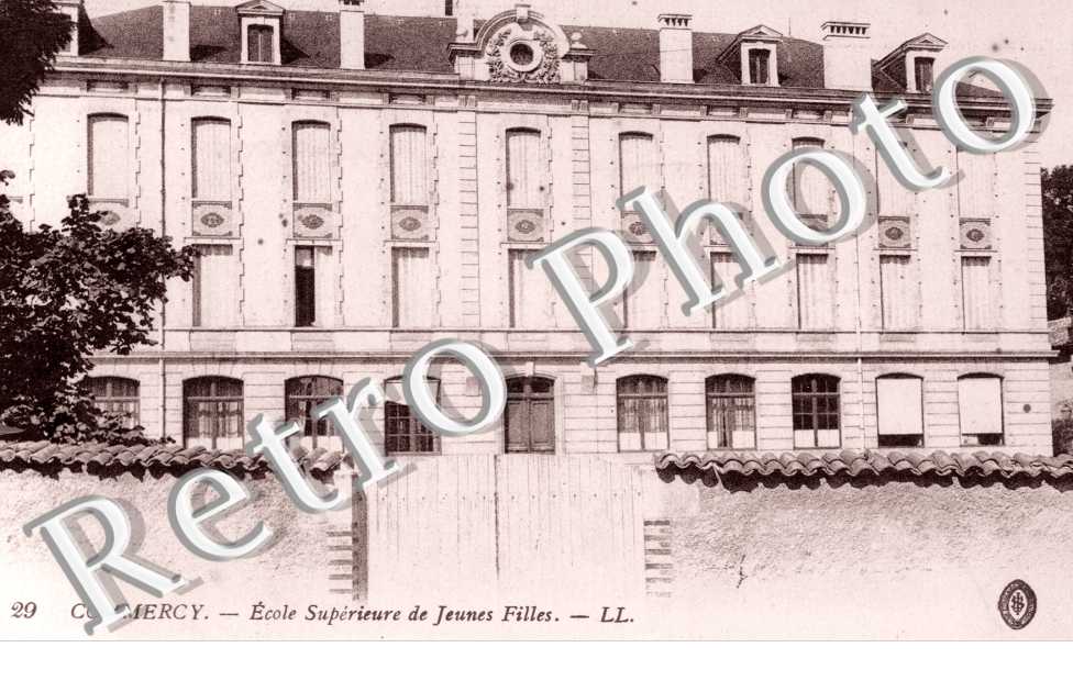 l'ecole superieure de jeunes filles