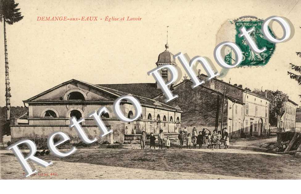 eglise et lavoir