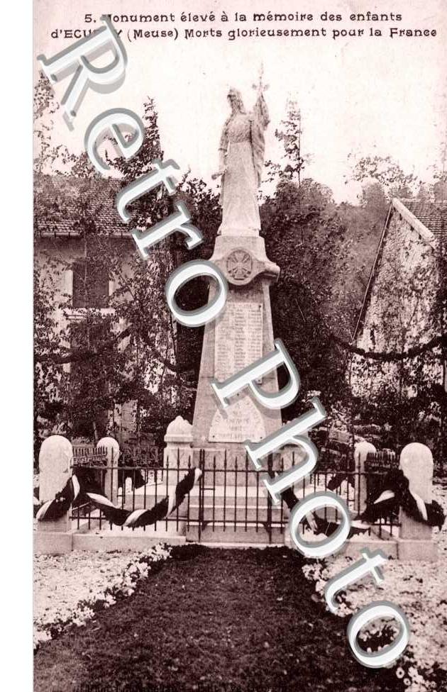 Monument a la memoire des enfants morts pour la France
