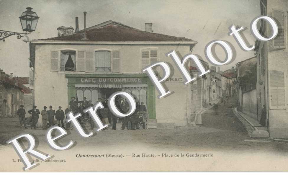 Rue Haute - place de la gendarmerie (couleur - tabac - cafe du commerce)